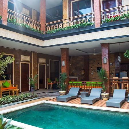 Outpost Canggu Coliving Villa Exterior photo